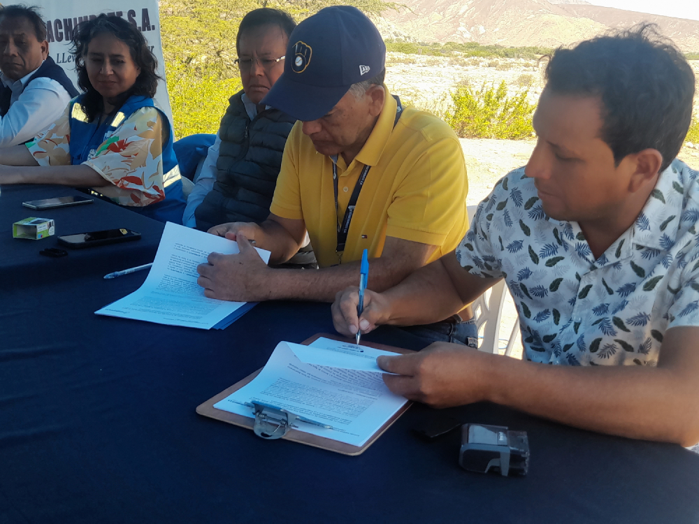 Chimbote: Sedachimbote y comunidad campesina Lacramarca firman acuerdo para proteger y conservar cuenca
