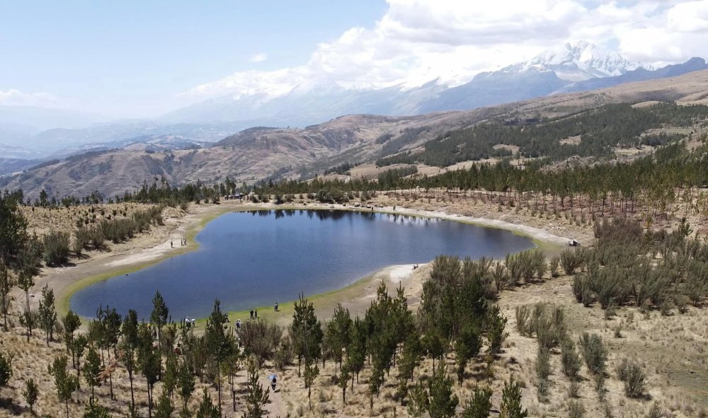 Inauguran mantenimiento vial hacia la Laguna Radián